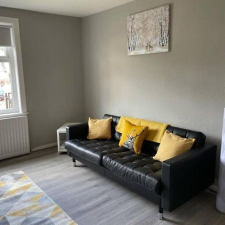 Beautiful Two Bedroom Flat By The Loch Balloch Extérieur photo