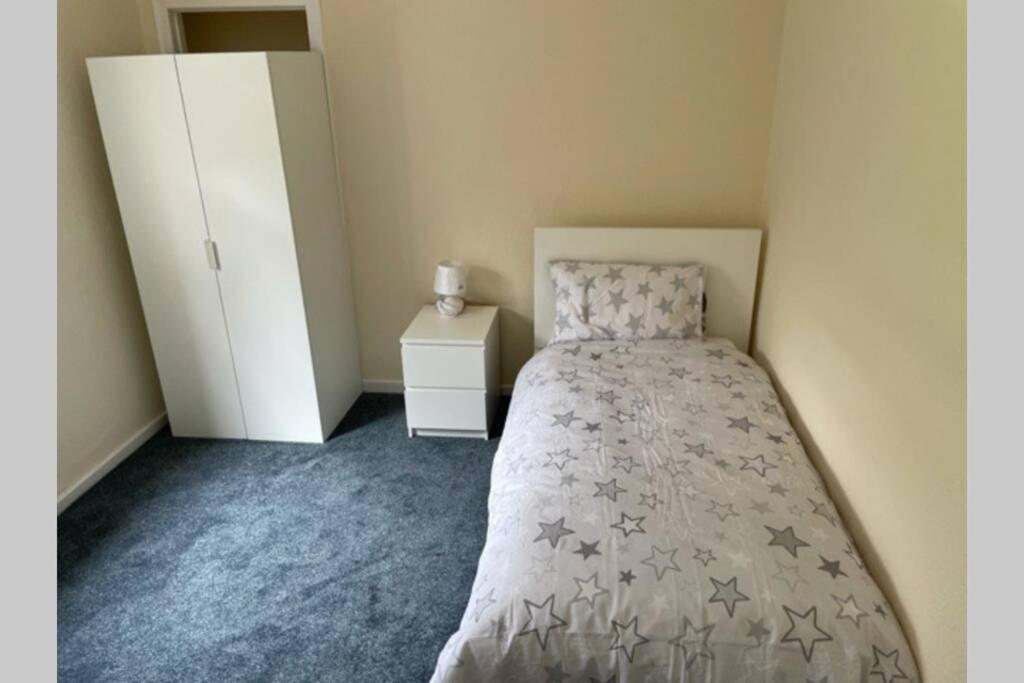 Beautiful Two Bedroom Flat By The Loch Balloch Extérieur photo